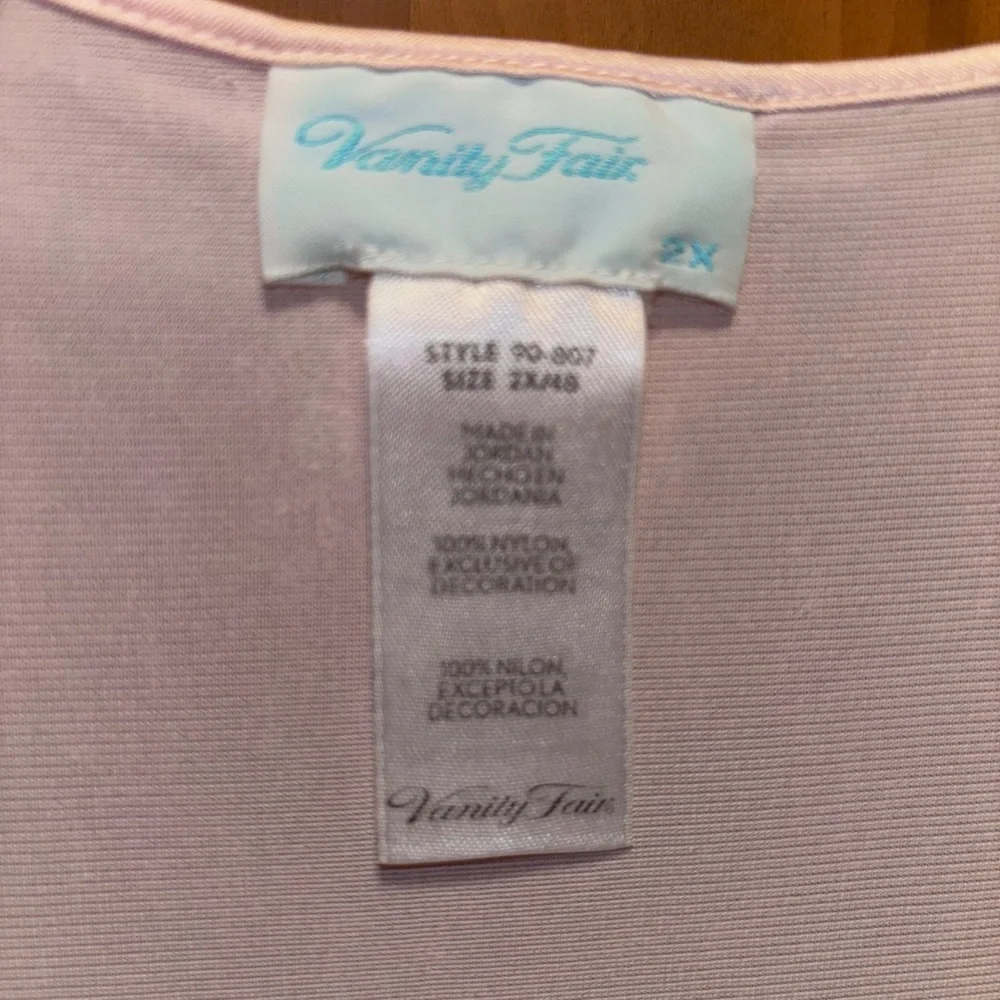Vanity Fair Light Pink Silky Pajama Top Size 2X Night Shirt Vintage Made in USA - Picture 3 of 7